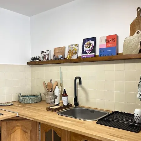 Apartment Tiny House 15min Away From Opera Garnier